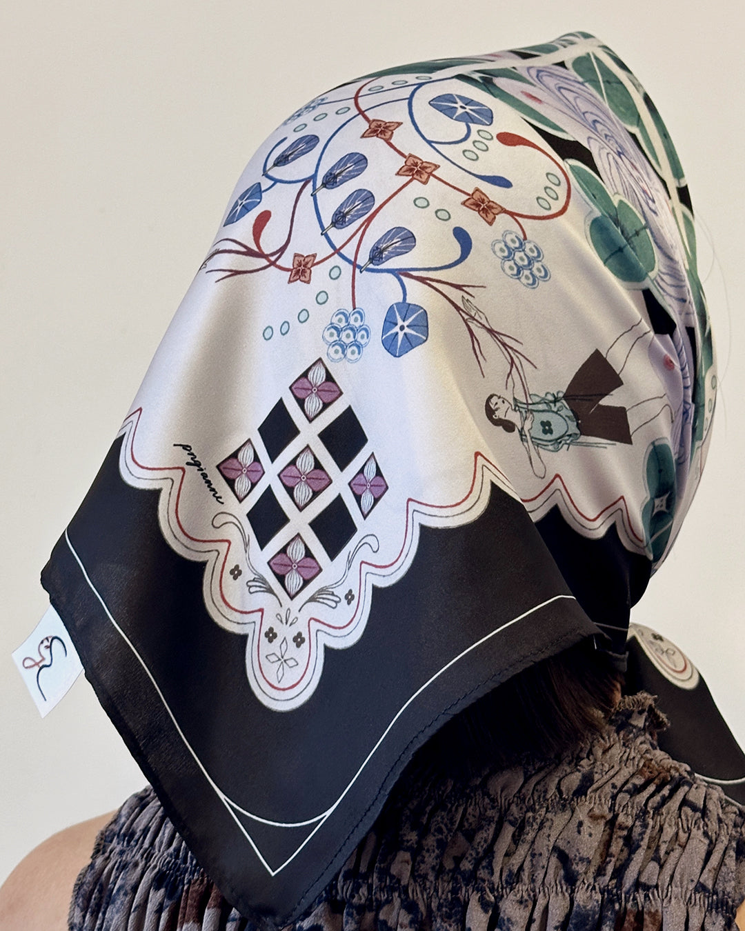 Fortune Flower II Scarf